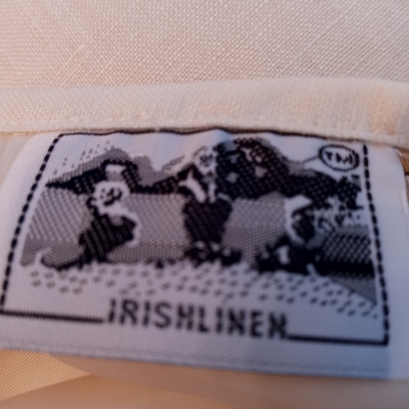 - Vintage 💯Irish linen side zip skirt with embroidered detail - Picture 3 of 8